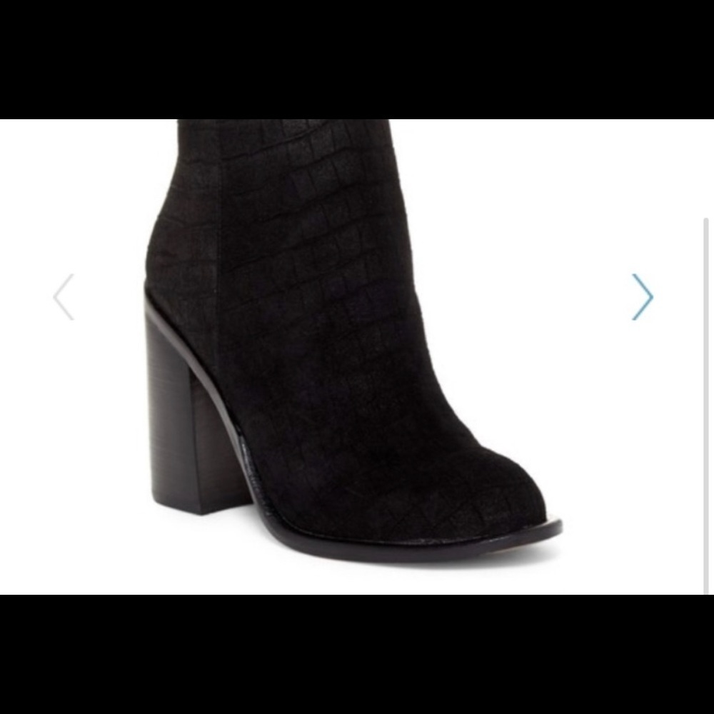Kelsi Brooklyn huron boots
